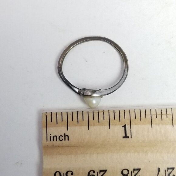 Vintage Avon Sterling Silver Solitaire Faux Pearl Ring, Size 6 Band, Estate - Picture 8 of 10